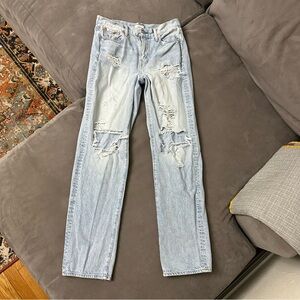 AE77 New York Slouch Distress Blue Denim Women’s Jeans Size 4 Reg Light Wash